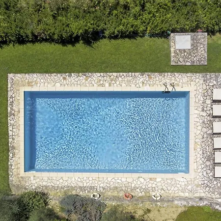 Villa Agresto *